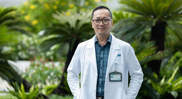 Dr Ly Quoc Thinh: I Ensure Every Patient Has a Suitable Anaesthesia Procedure, Sleeps Peac...