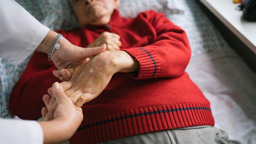 Dấu hiệu sắp đột quỵ: Nhận diện kịp thời, cứu sống đúng lúc