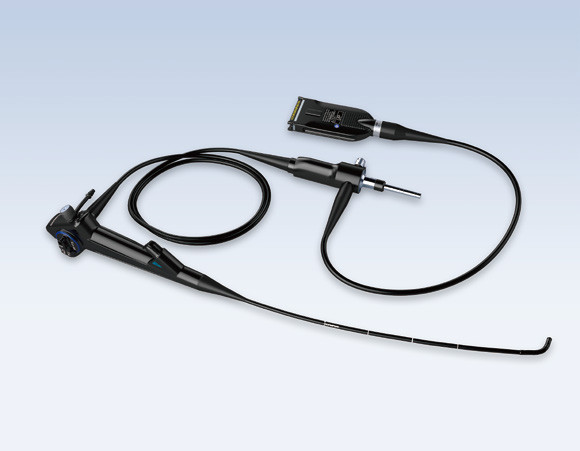 FV HOSPITAL APPLIES FLEXIBLE NASOPHARYNGOSCOPY BIOPSY FOR EARLY DIAGNOSIS OF THROAT AND LARYNX CANCER.